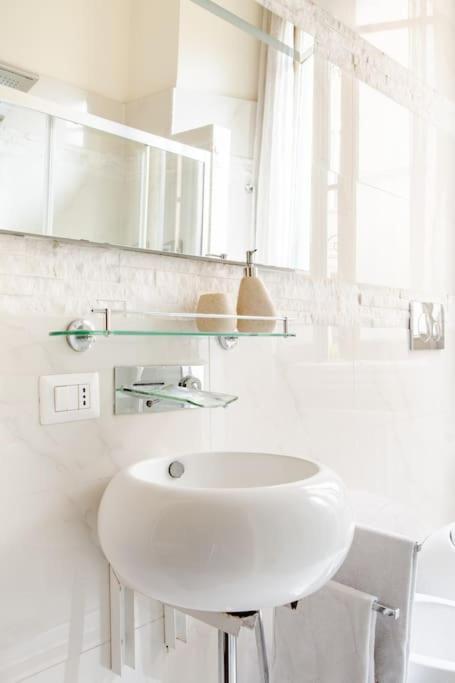 Exquisite Stay Via Crema Milano Eksteriør billede